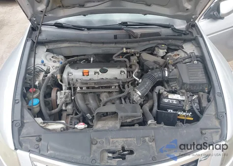 2009 Honda Accord 2.4 Lx from USA, damaged, VIN 1HGCP263X9A054811